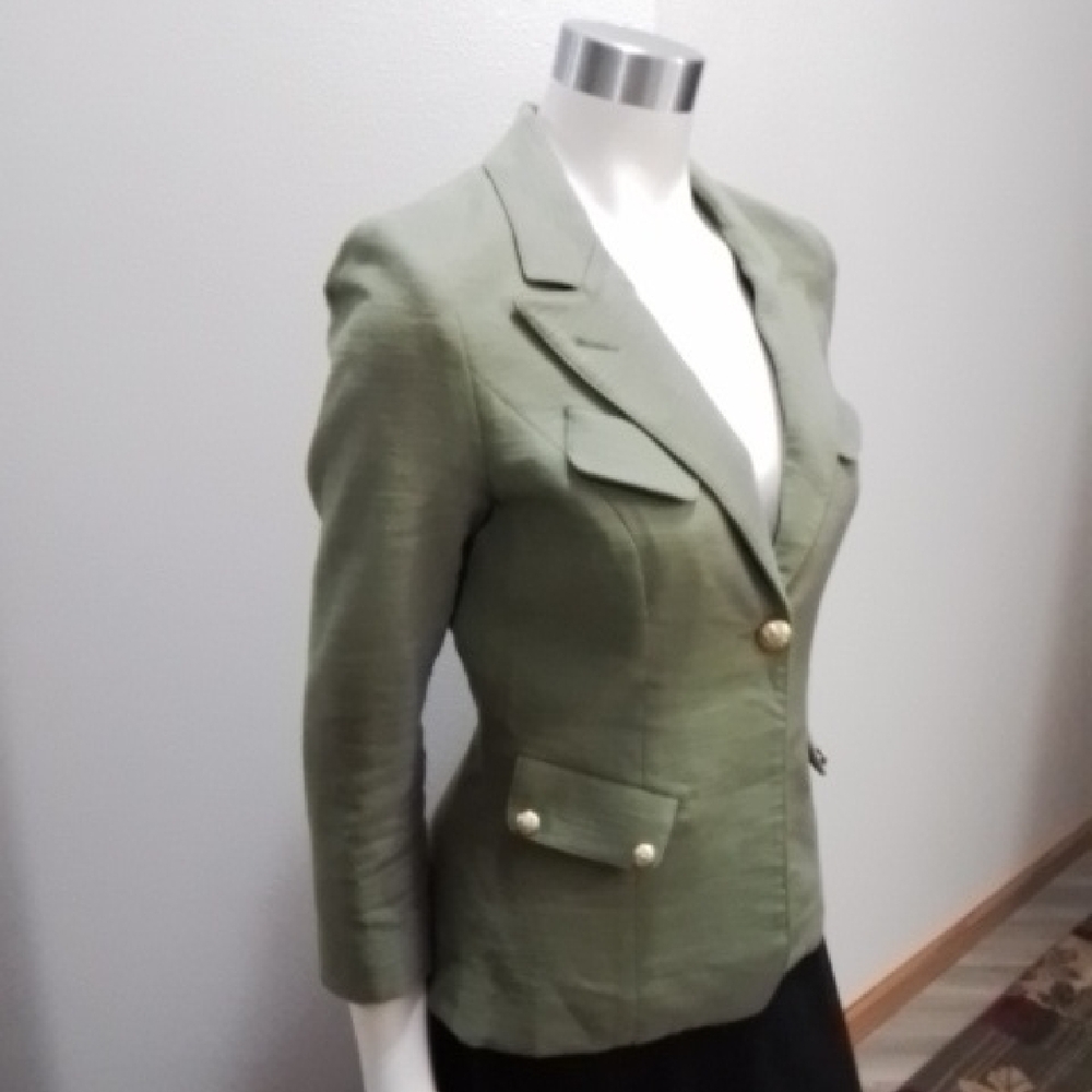 *copy* Princess Kate loves Smythe! Green, lined, linen/cotton blazer, size 8. - Picture 3 of 10